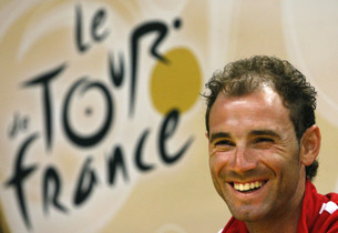 Алехандро Вальверде дисквалифицирован