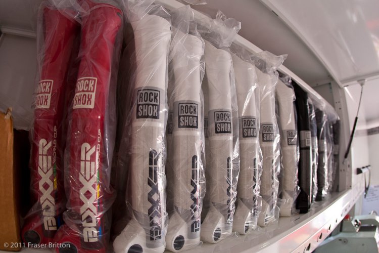 SRAM получил новый трейлер-стенд для Европы!