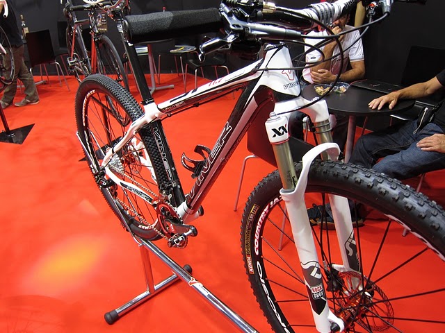 Eurobike 2011 европейская ежегодная выставка велосипедов и велотоваторов