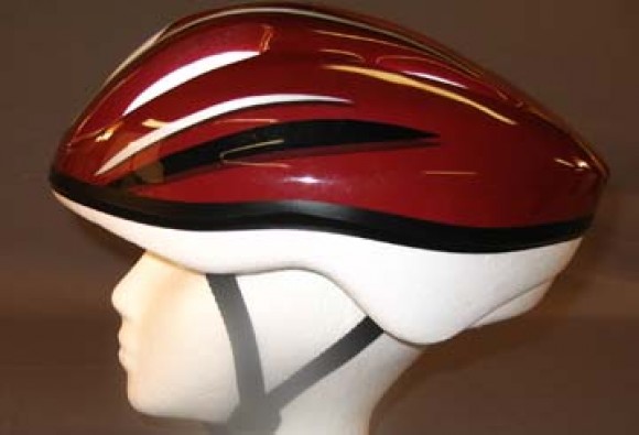 Первый велосипедный шлем Helmet