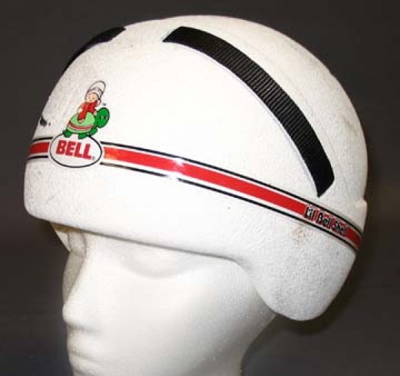 Первый велосипедный шлем Helmet