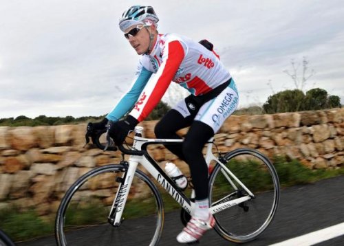 Бельгиец Жильбер признан лучшим велогонщиком года