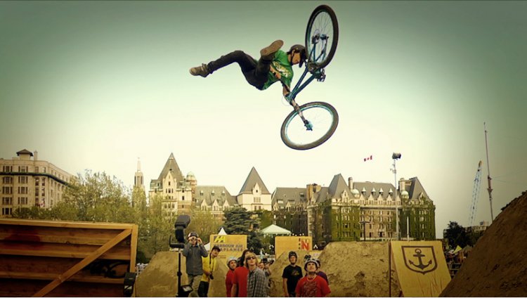 Инженеры Straitline появятся в сериале The Edge Factor