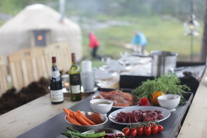 Отель-юрта  для велосипедистов в Норвегии