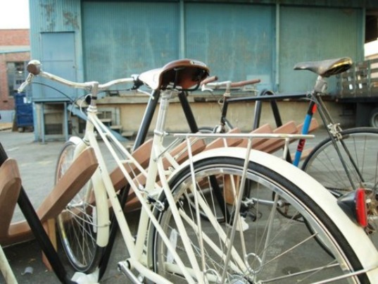 Оригинальная парковка для велосипедов Оригинальная парковка для велосипедов