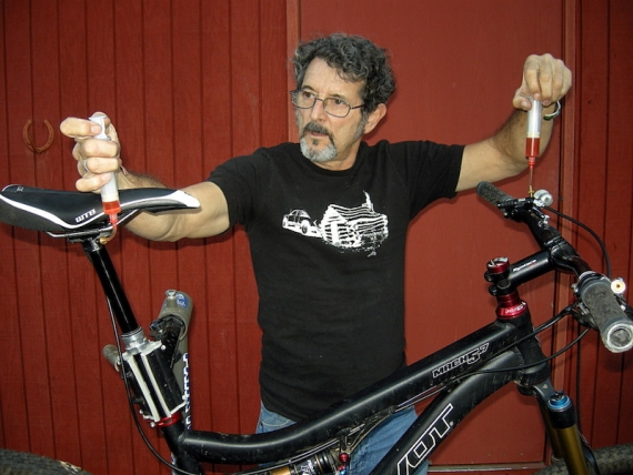 Прокачка RockShox Reverb