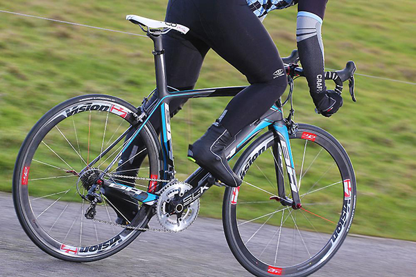 Тест гоночного шоссейника от BH G6 Aero