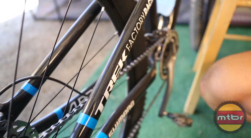 Sam Schultz и его Trek Superfly 100 SL 29er 2013 Sam Schultz и его Trek Superfly 100 SL 29er 2013