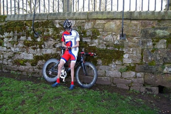 Самый худой велосипедист