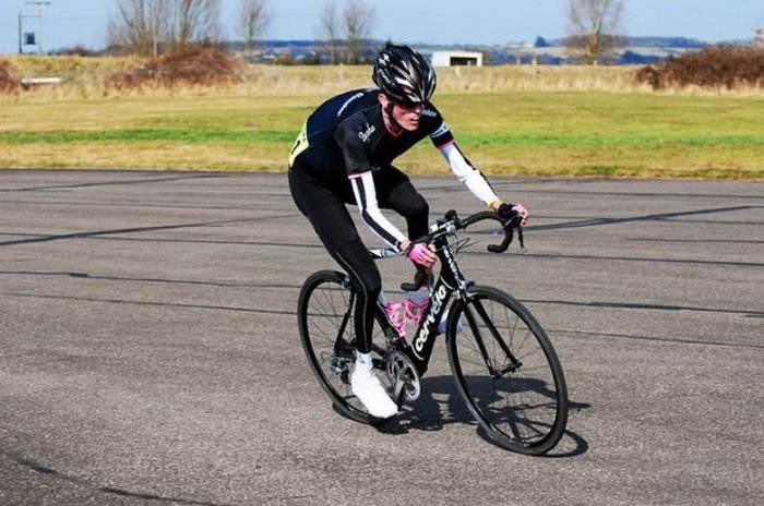 Самый худой велосипедист