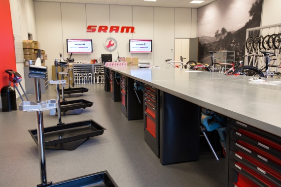 Центр разработки и тестирования SRAM