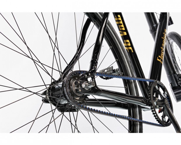 Вилки этих электровелосипедов напоминают вилки Cannondale Lefty