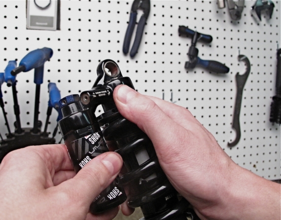 Поиск и устранение скрипа