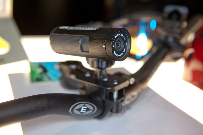 Contour закрывает двери?