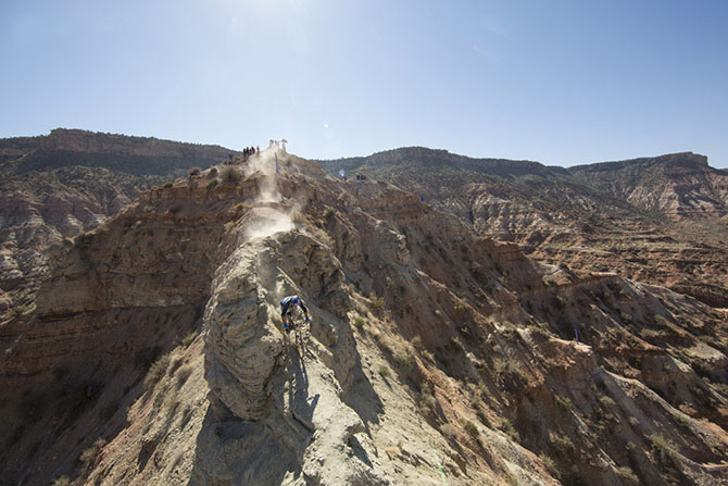 Red Bull Rampage - самое зрелищное соревнование на горных велосипедах Red Bull Rampage - самое зрелищное соревнование на горных велосипедах