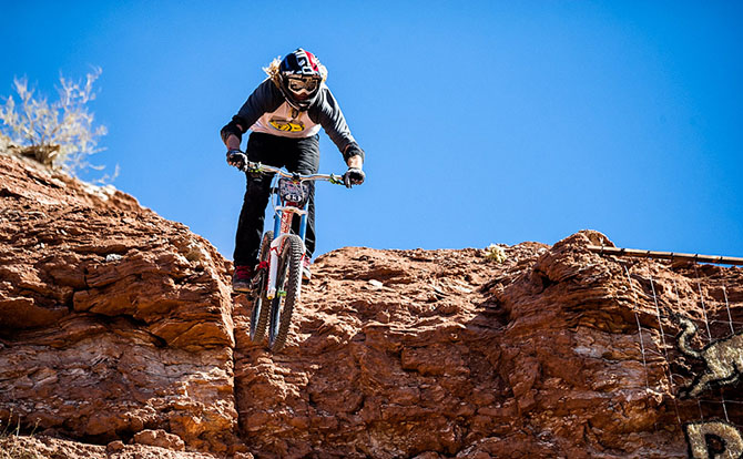 Red Bull Rampage - самое зрелищное соревнование на горных велосипедах Red Bull Rampage - самое зрелищное соревнование на горных велосипедах