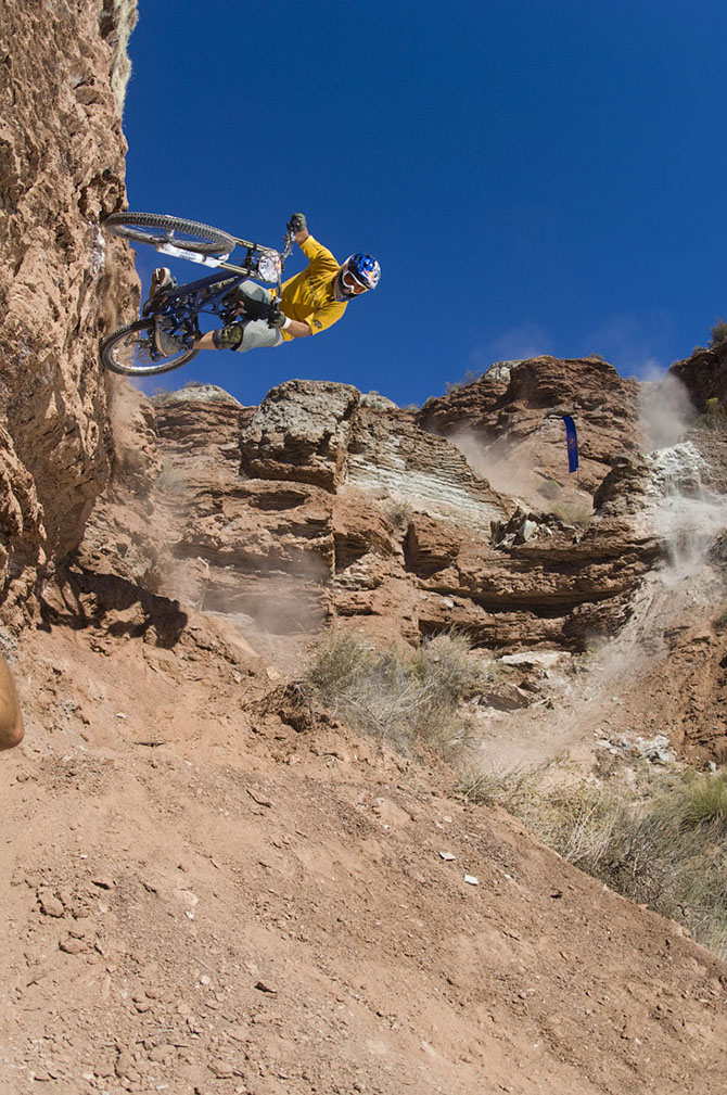 Red Bull Rampage - самое зрелищное соревнование на горных велосипедах Red Bull Rampage - самое зрелищное соревнование на горных велосипедах