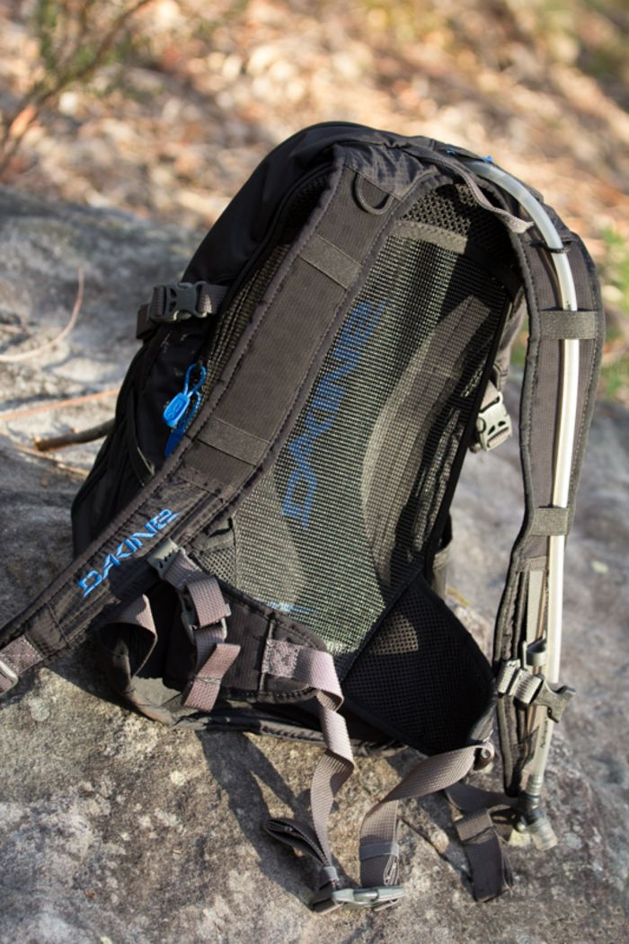 DAKINE AMP 18L